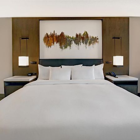 Hilton Peachtree City Atlanta Hotel & Conference Center Экстерьер фото