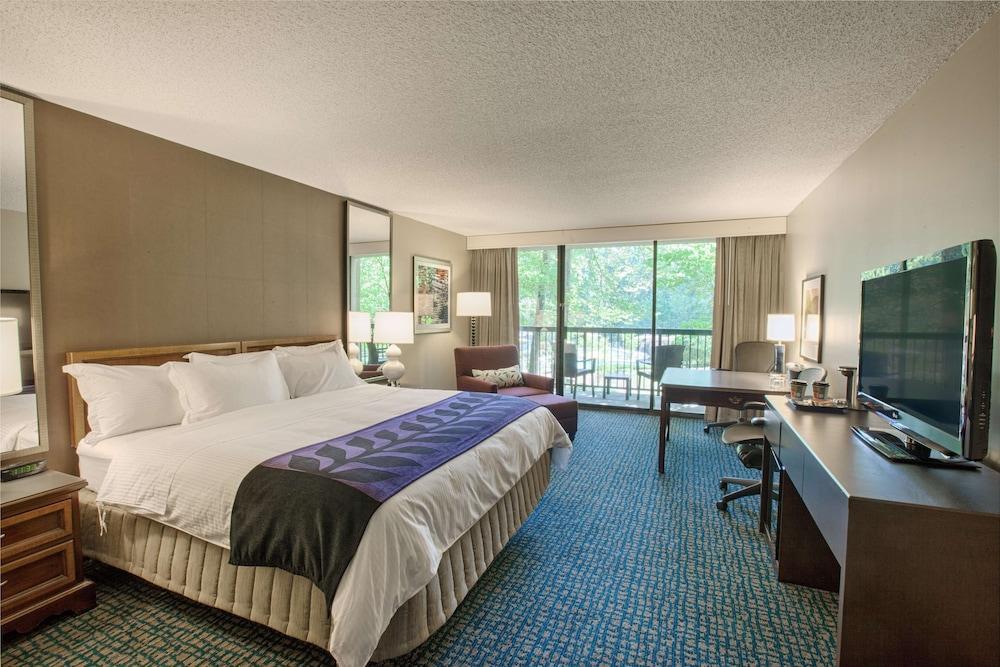 Hilton Peachtree City Atlanta Hotel & Conference Center Экстерьер фото